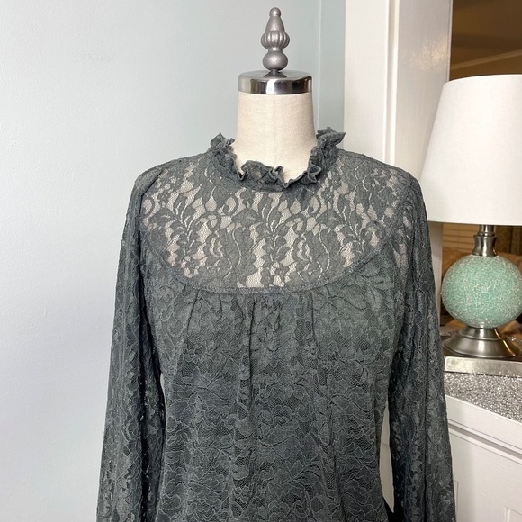 Cable & Gauge Green Lace Mock Neck Blouse Large Nwt - Picture 3 of 12